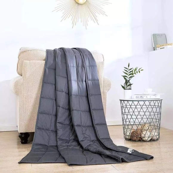 15 lb Weighted Blanket - Cooling, Cotton, Queen - Picture 8 of 17